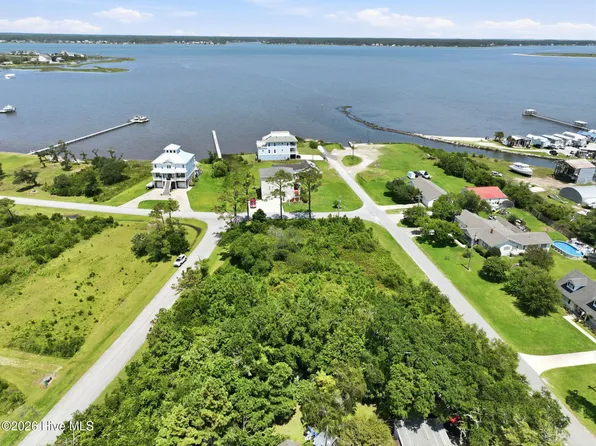 162 Westbay Circle, Harkers Island, NC 28531