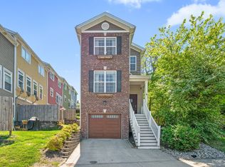 608 Torrence Ln, Cincinnati, OH 45208