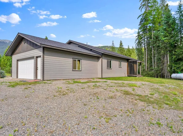 648 Curley Creek Rd, Moyie Springs, ID 83845