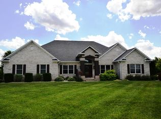 1562 S Hiland Dr, Frankfort, IN 46041