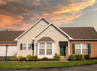 725 Spencer Woods Dr, Glenshaw, PA 15116