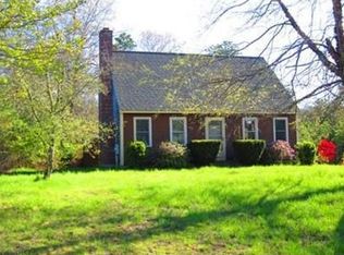 19 Welton Dr, Plymouth, MA 02360