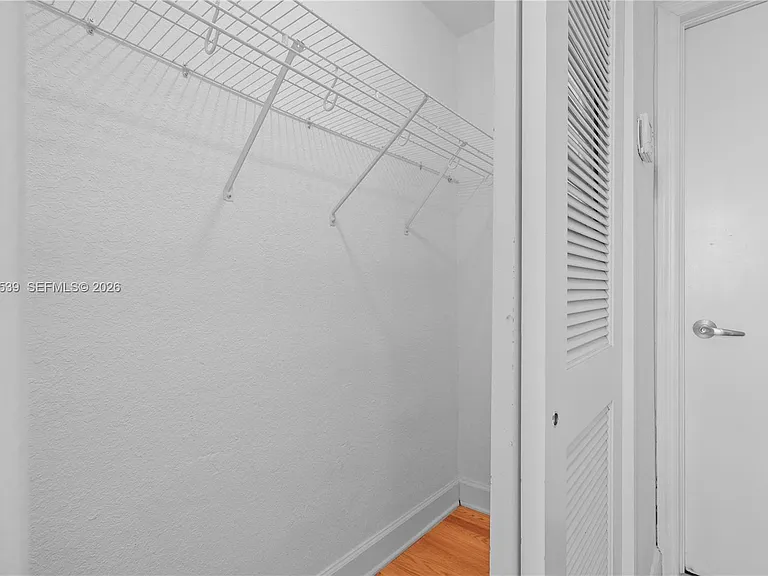 401 69th St #Penthouse 101 — Photo 24