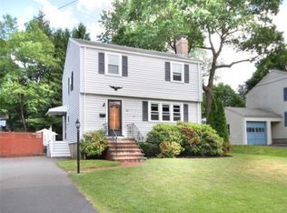 90 Pratt Ave, Dedham, MA 02026