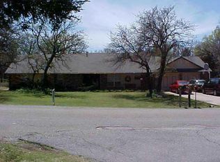 1616 Loveland Cir, Guthrie, OK 73044