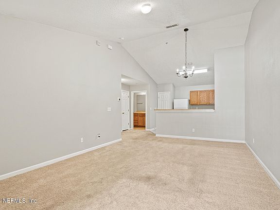 4th image of 575 OAKLEAF PLANTATION Parkway #315