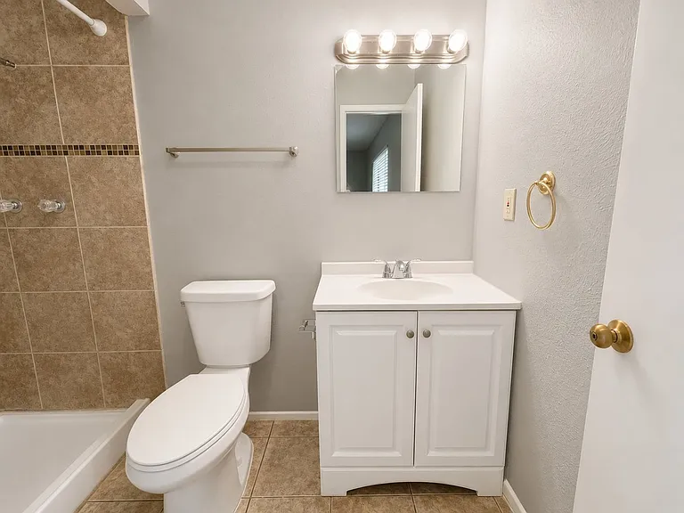 805 Circle Cove Dr — Photo 19