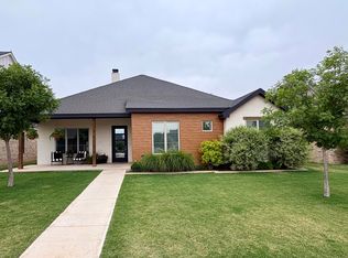 1314 Camelot Ave, Wolfforth, TX 79382