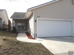 3713 SW 36th St, Topeka, KS 66614