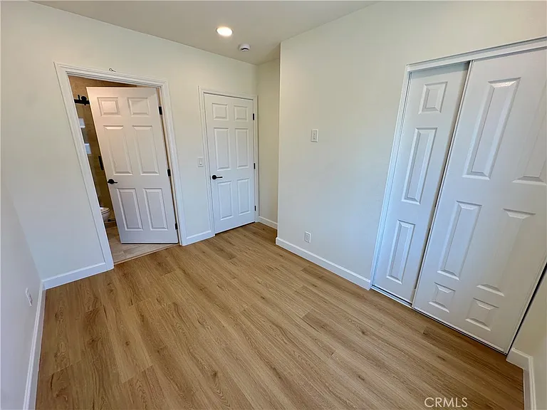 1944 W Valencia Dr — Photo 13