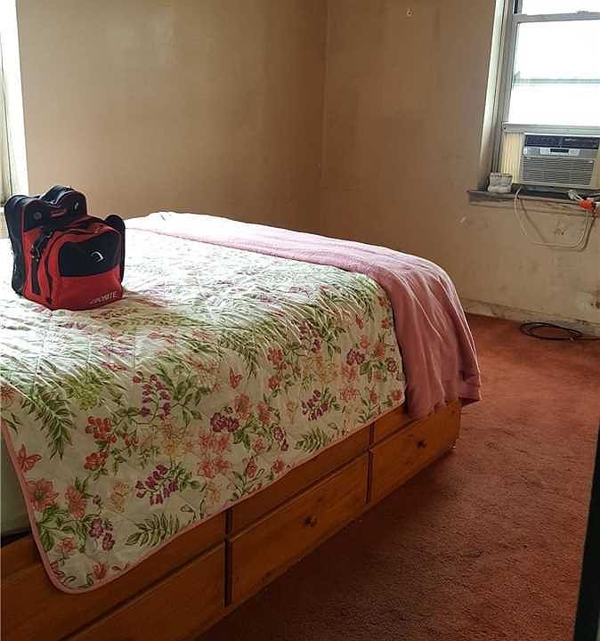 2nd image of 68-09 138th St #1C