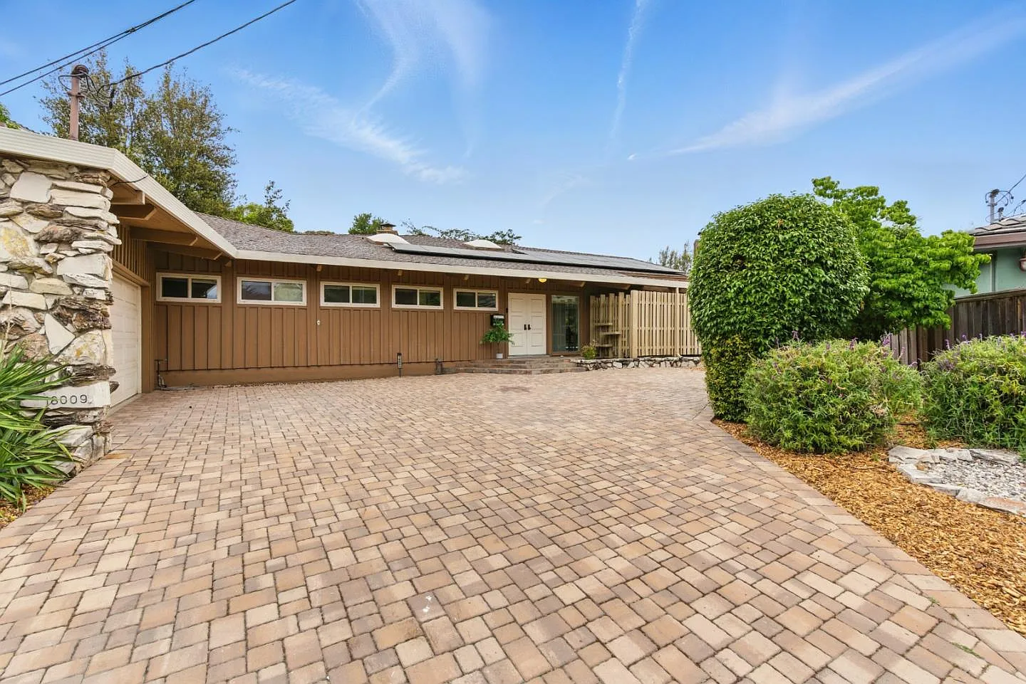 18009 Laird Ct photo 1