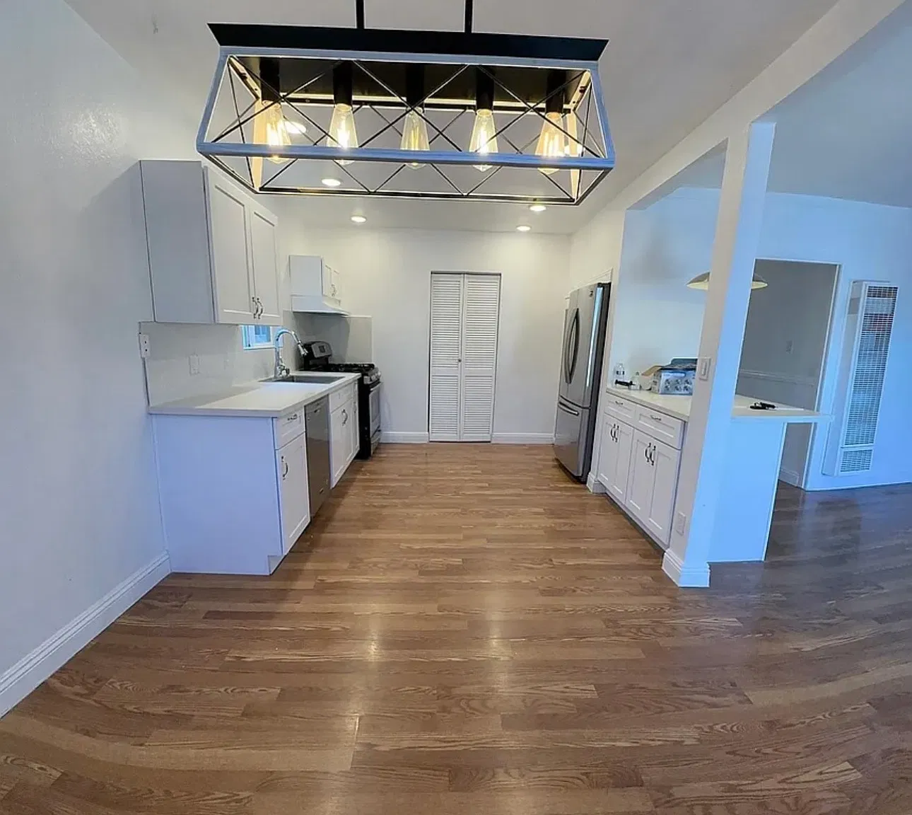 3 bed, $3,450 — Photo 4