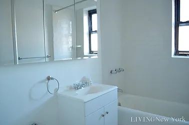 Rented by Living New York