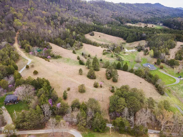 1605 Pilot Mountain Rd, Bulls Gap, TN 37711