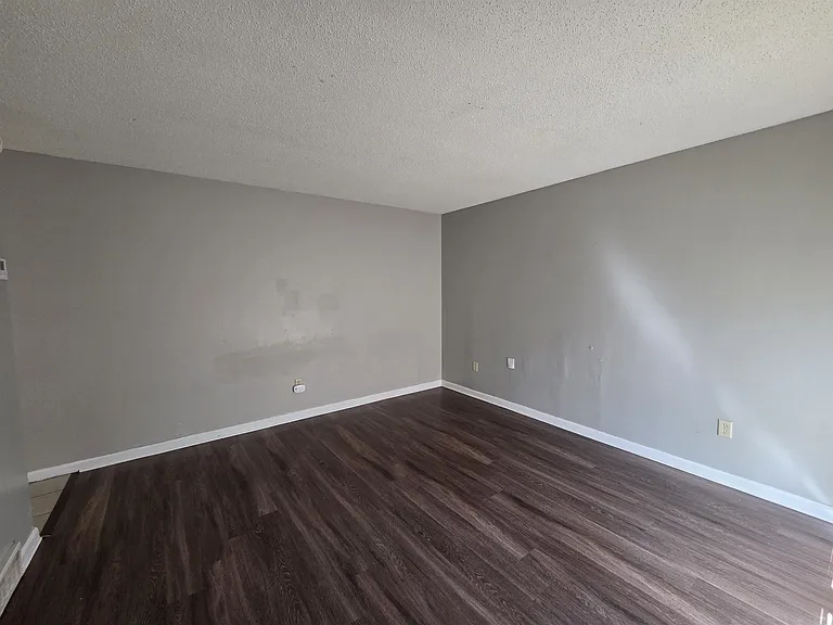 4573 Appleville St — Photo 5