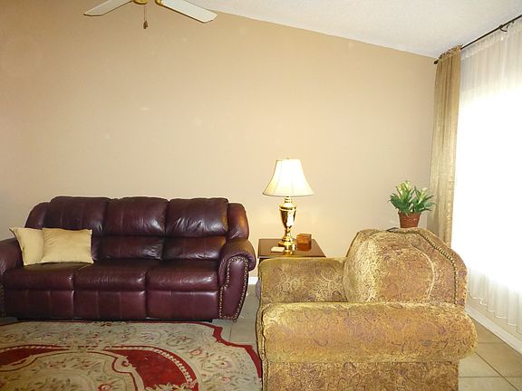 3rd image of 1007 Wainright Dr