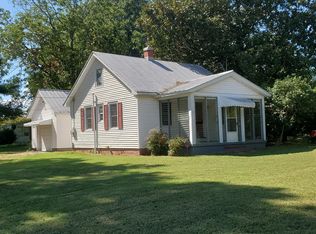 7115 Crewe Rd, Hayes, VA 23072