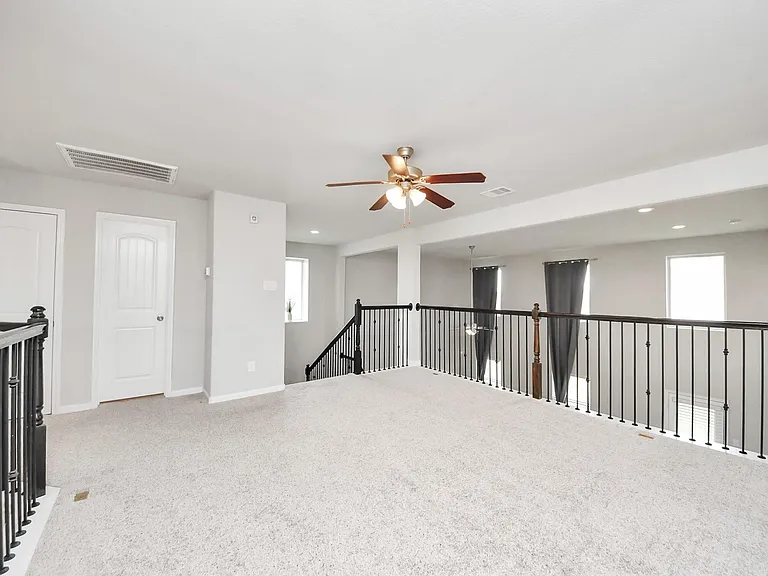 6934 Rosalina Landing Ln — Photo 22