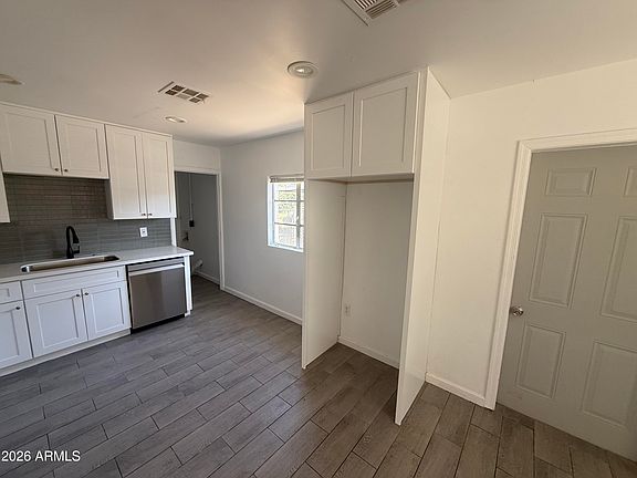 4th image of 8033 N 29TH Drive