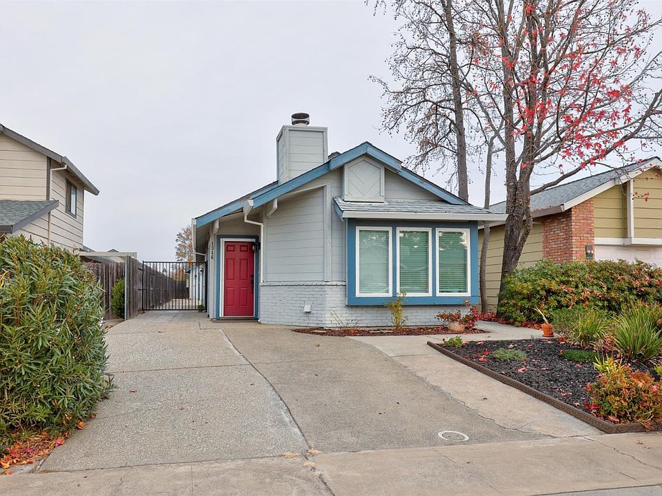 1st image of 1346 Chignahuapan Way