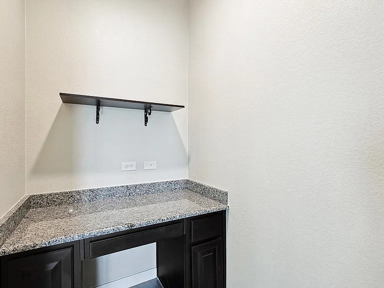 2108 Blackrail Ct — Photo 27
