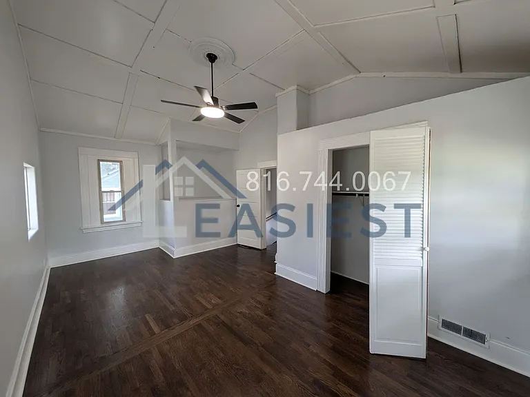 5637 Forest Ave — Photo 15