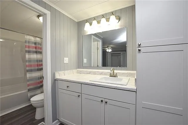 65060 Bancks St — Photo 11