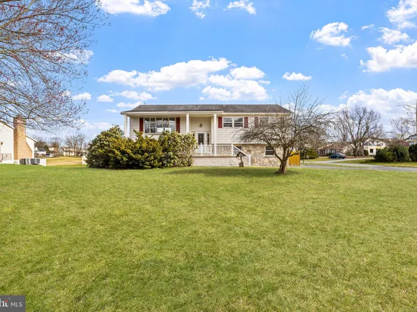 120 S Werstler Ave, Gilbertsville, PA 19525