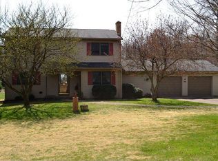 340 W Cruikshank Rd, Valencia, PA 16059