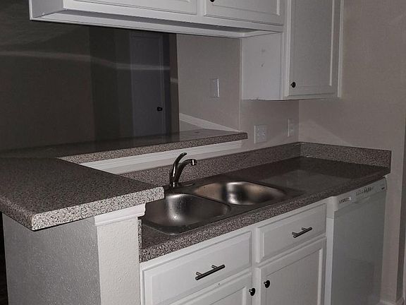 2nd image of 2120 El Paseo St APT 2205