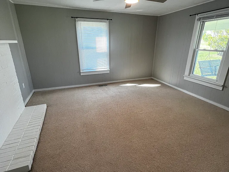 Beeswax Ln — Photo 4