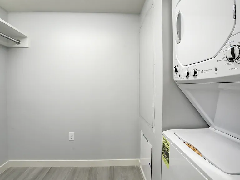 3113 Saint Charles St #240 — Photo 12