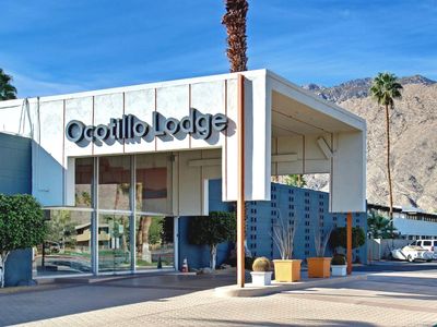 1111 E Palm Canyon Dr #336, Palm Springs, CA, 92264