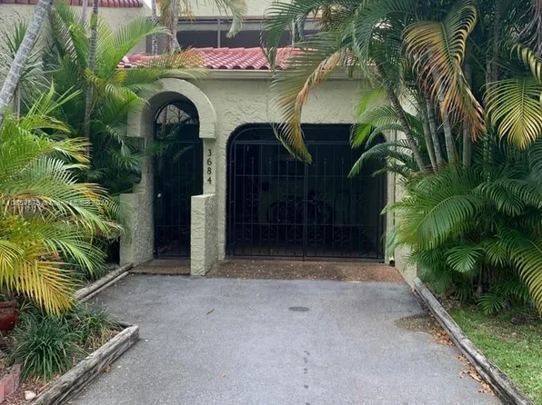 3684 Estepona Ave #17S1, Doral, FL 33178