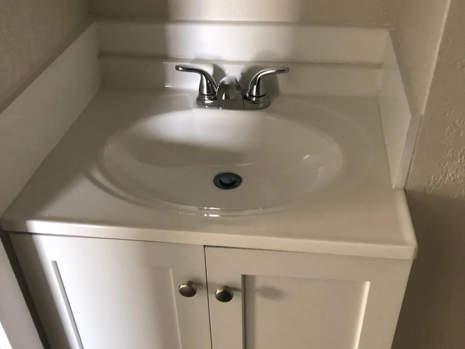1 bed, 600 sqft, $700 — Photo 2