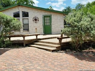 1148 County Road 4511, Hondo, TX 78861