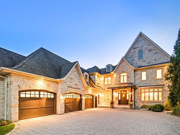 2nd image of 79 Grandvista Cres