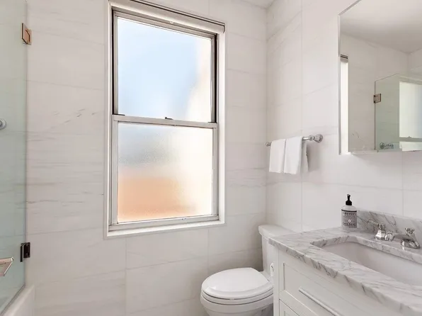 1158 Fifth Avenue image 13 of 21