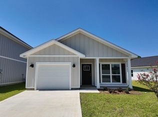 2127 Aqua St, Gulf Breeze, FL 32563