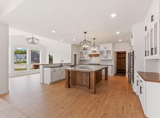 4796 Bennett St SE, Prior Lake, MN 55372
