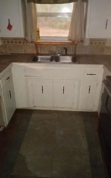 423 Woodland St — Photo 20