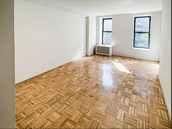 4th image of 1153 3rd Ave APT 1