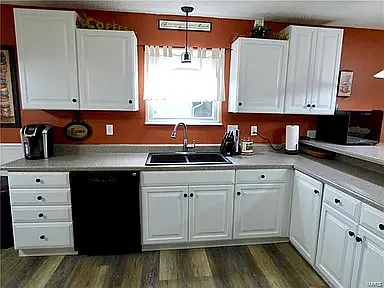 2001 Lemontree Ln — Photo 5