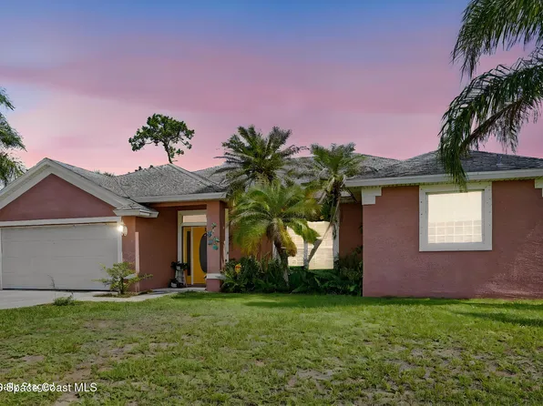 671 Americana Blvd NW, Palm Bay, FL 32907