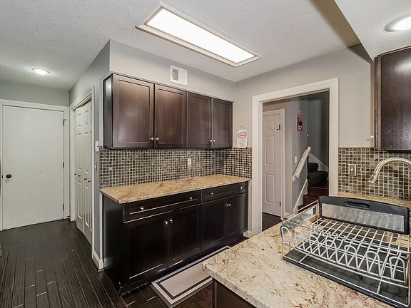 5th image of 9443 W 119th Ter