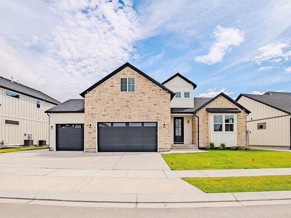 1st image of 253 S Cottonwood Rd #7504