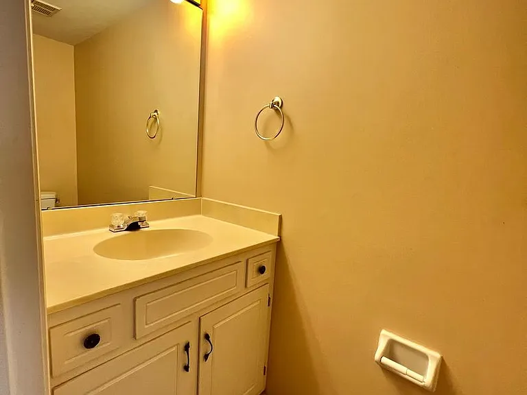 836 Brentwood Point — Photo 9