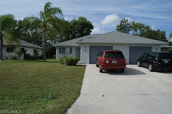 1st image of 330 SE 16th Pl