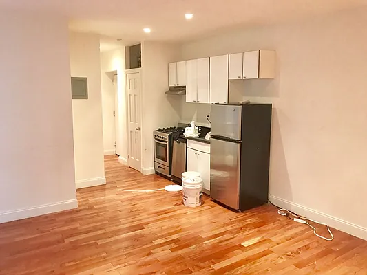 Rented by Platinum Properties | media 14